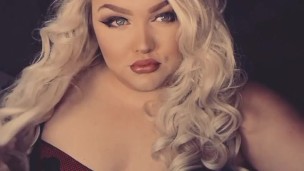 Cute cheeky blonde BBW tease