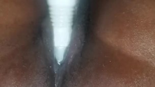 Ebony pussy squirt