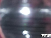 Butt Bubble cutie Lola Foxx dances then stuffs her pussy