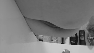 little wet pussy piss in bathroom - Close up pissing
