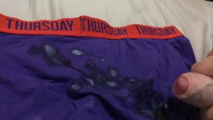 A Thursday night wank