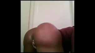Do you think my booty is phat?