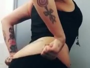 LadyMuffin nel camerino della palestra 6/16