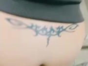 Lady Muffin & Tommy a Canaglia - Sveltina nel bagno del centro commerciale 6/16