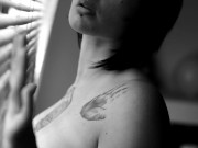 Nude Model shooting, posing for photographer 15/16