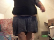 fat white girl buttcrack putting clothes away 7/16