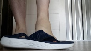 My male feet are ready for tongue and lips and mouth! ;)