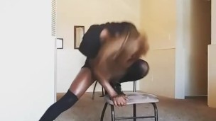 Burlesque strip tease -tank song sex