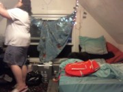 fat white girl buttcrack cleaning and making bed 7/16