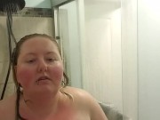 BBW MILF in the shower 13/16