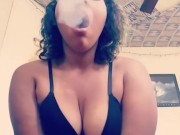 Lacey bong rips