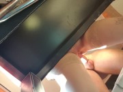 tommy a canaglia la scopa e ladymuffin bagna tutto il tavolo della cucina 7/16