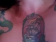 ladymuffin si annoia e gioca con la sua figa sempre bagnata 8/16