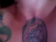 ladymuffin si annoia e gioca con la sua figa sempre bagnata 9/16