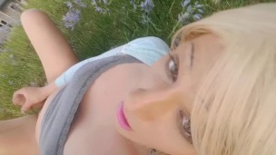 Tranny cums outside