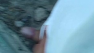 Haciendome una paja en publico