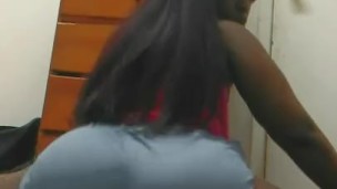 Ebony bbw ass dancing