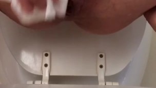 Emma Pisses on the Toilet