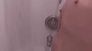 Quick vid of me enjoying a hot shower