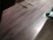 Bragas Vibrantes, Torturando a su novia en público mientras juegan billares 16/16