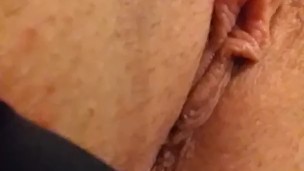 Ftm fingering pussy