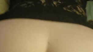 making her sexy ass clap