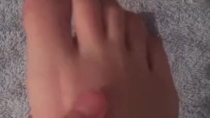 Painting my cute little toes