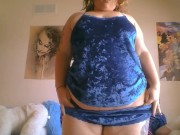 Sunny flowers strip tease