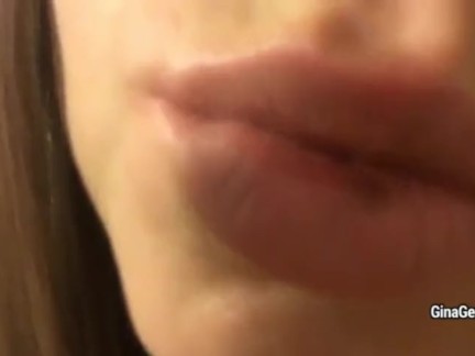 GINA GERSON FINGERING CUCUMBER IN THE ASS