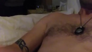 Je me branle le soir avant de passer la nuit