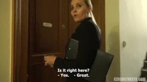 Sex Hot amateur milf fucked for cash