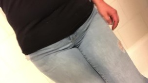 Chubby girl wetting / pee desperation
