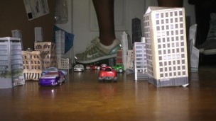 amaninheels - Giant Jogger Destroys the City (teaser).mpg