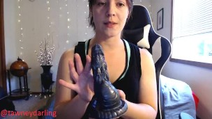 Toy Review Lust Burster @lust_arts