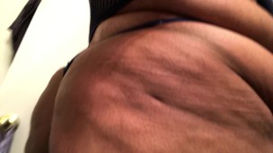Fat ass shaking