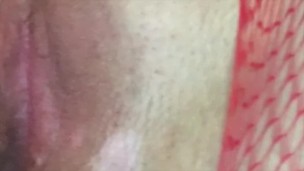 rubbing my clit
