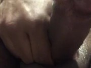 Oiled up - Screenshot 7 of 16 - Red