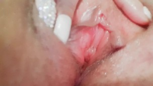 who wants to fuck my tight wet pretty pink pussy hole??