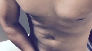 coming in the bathroom of work, leche en el trabajo