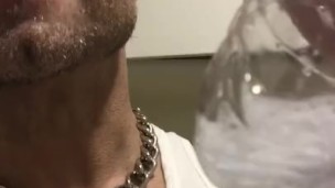 Looking 4 Cool, Open-Minded Str8 Bros to...