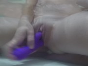 Lilly's Underwater Bath Play