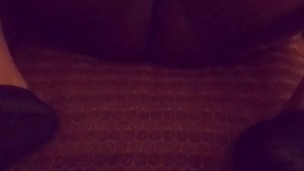 Brincando com meu pwussy apertado molhado