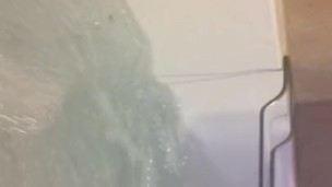 Playing with Jets in Tub