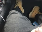 Watch how she clean the cum after a messy cumshot 4/16