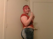 Natural chubby babe shows herself off for you. 1/16