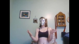 Mia Puts on a Sexy Singing Performance!--"He's a Tramp"
