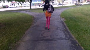Public Flashing On Busy Street - lizlovejoy.manyvids.com