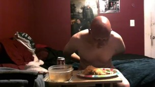 piggy messy feeding 8/24/18
