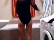 Shower striptease - Screenshot 7 of 16 - Shower