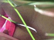 Outdoor squirting - Screenshot 11 of 16 - HD